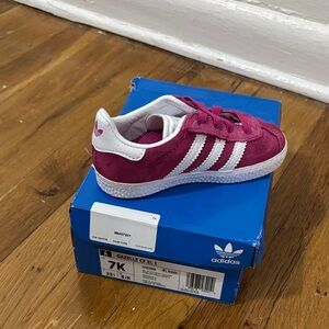 Adidas Kids Sneakers - Maroon and White